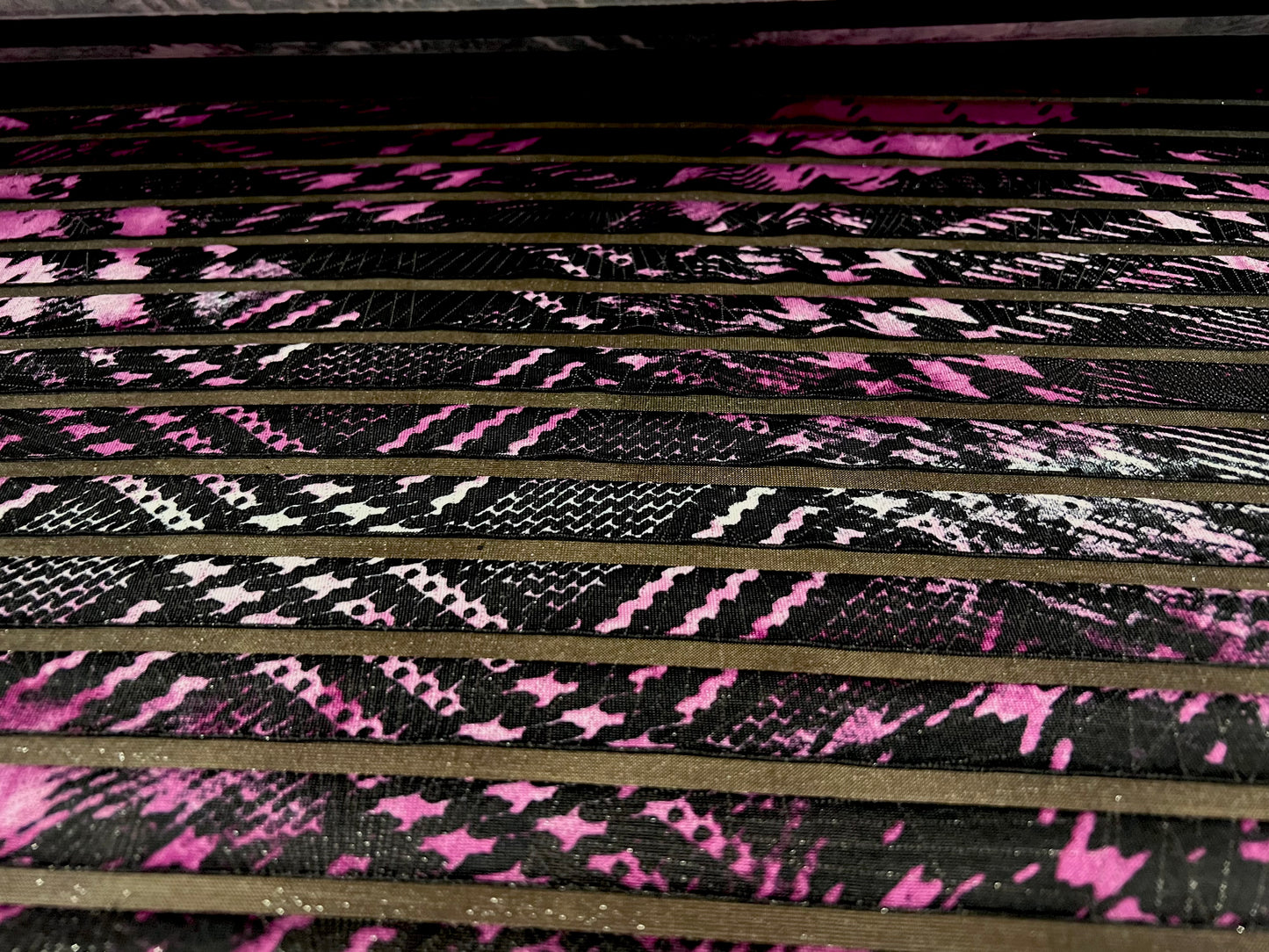 Metallic ra-ra frilled jersey fashion fabric, per metre - abstract print - black magenta & silver