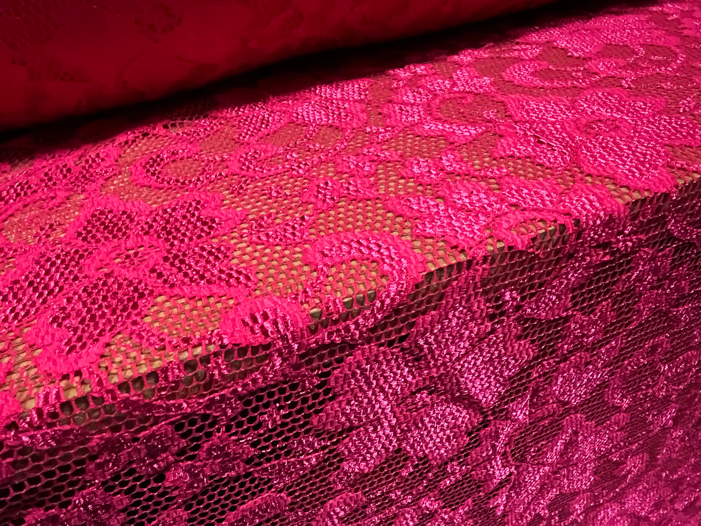 Stretch spandex lace floral dress fabric, per metre - scalloped selvedge - cerise pink