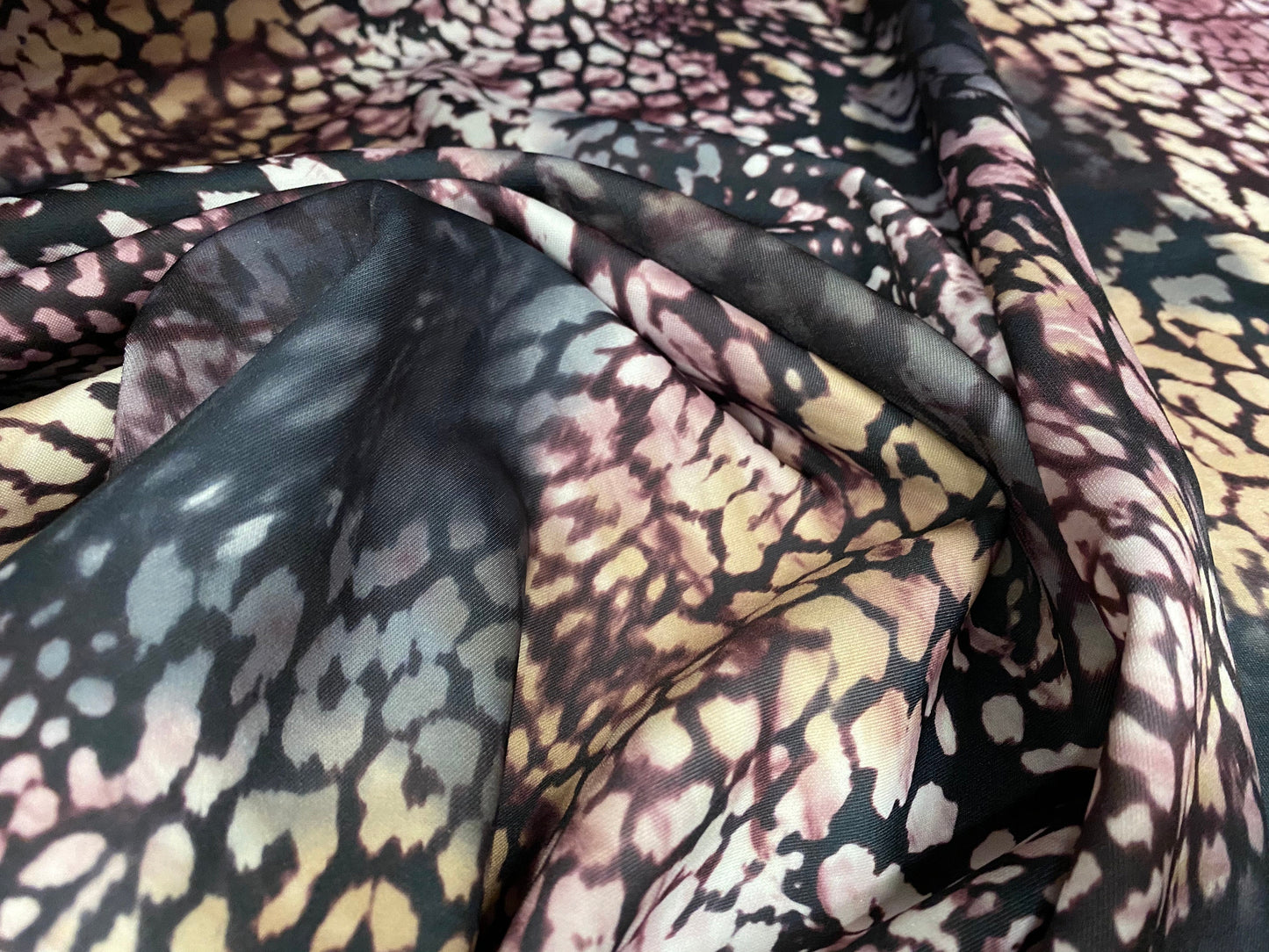 Scuba spandex jersey fabric, per metre - distressed leopardskin print