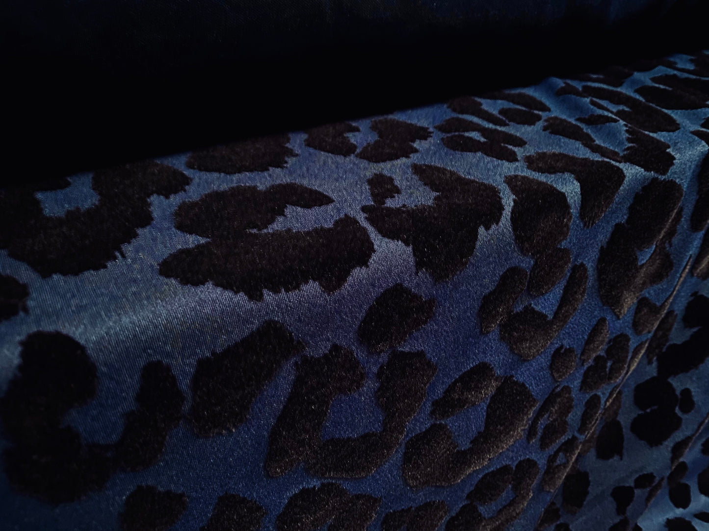 Scuba neoprene style double jersey stretch fabric, per metre -  Leopardskin flock print - navy