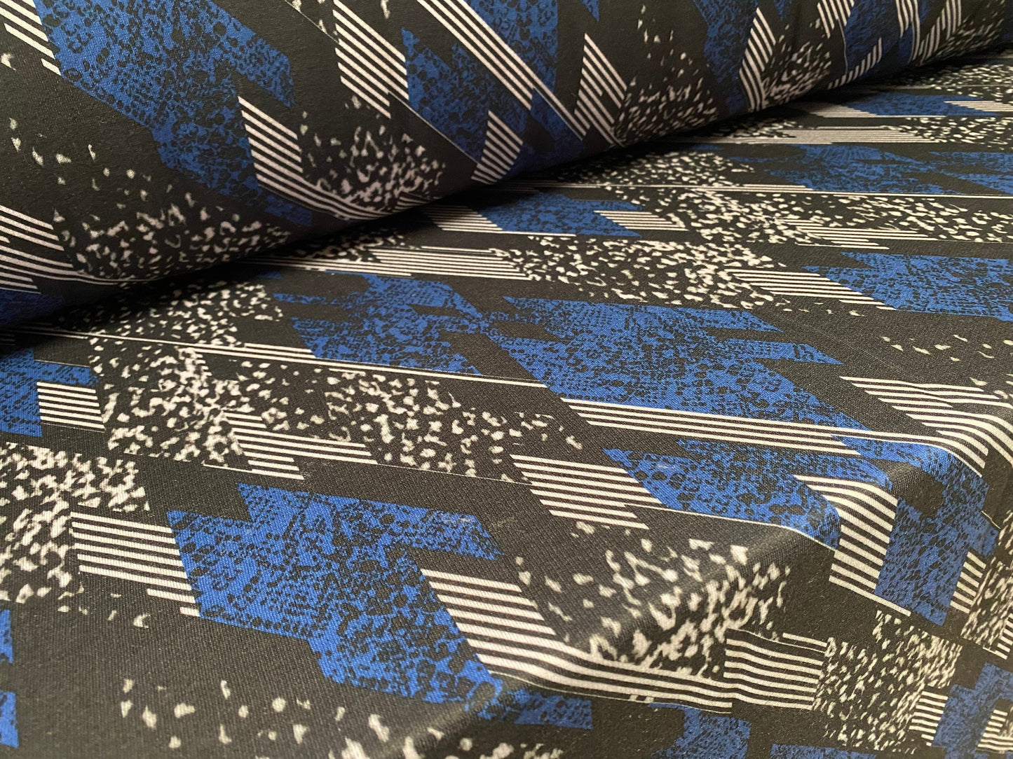 Sweatshirt fleece soft jersey fabric, per metre - blue black 80s retro print