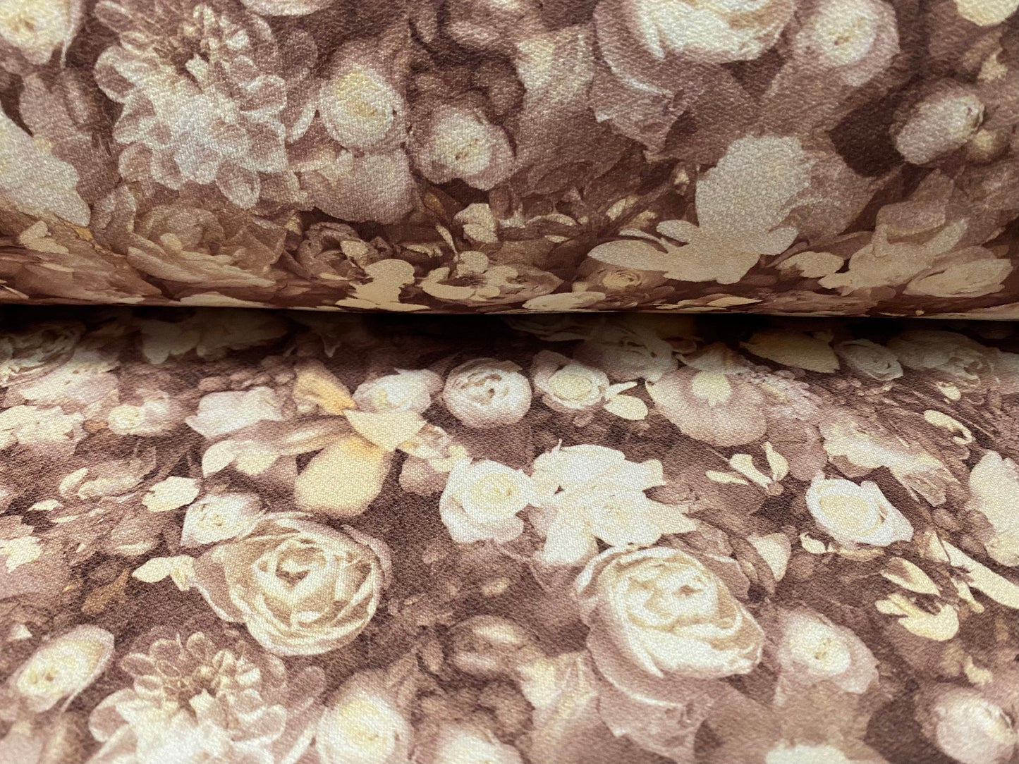 Stretch Spandex crepe jersey fabric, per metre - Roses print - brown