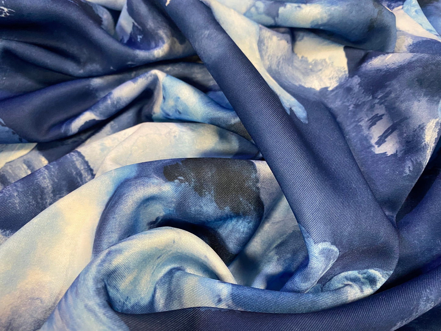 Scuba spandex stretch neoprene style jersey fashion fabric, per metre - angels print - blue
