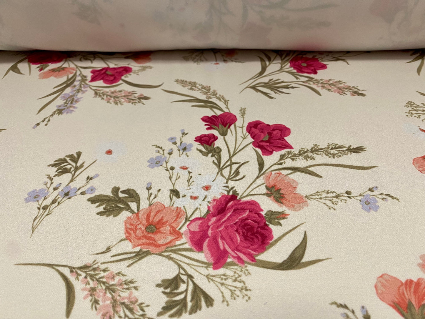 Scuba crepe fabric stretch spandex jersey, per metre - Rose flower print - cream & magenta