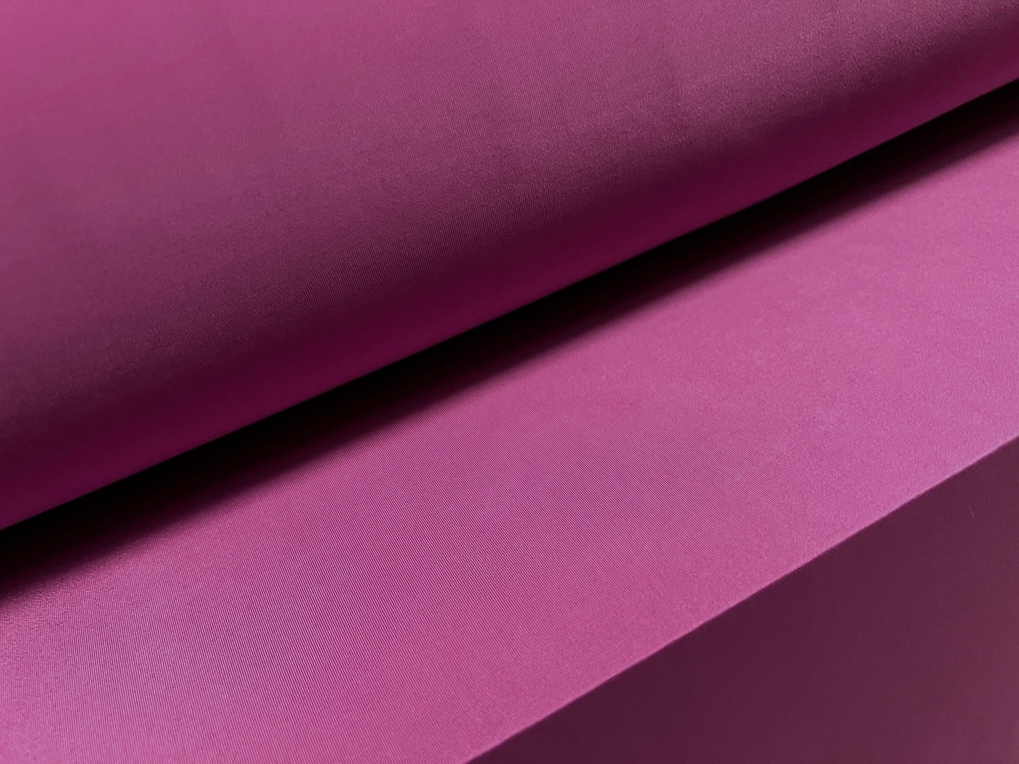 Soft touch spandex stretch single jersey dress fabric, per metre - plain -  magenta purple