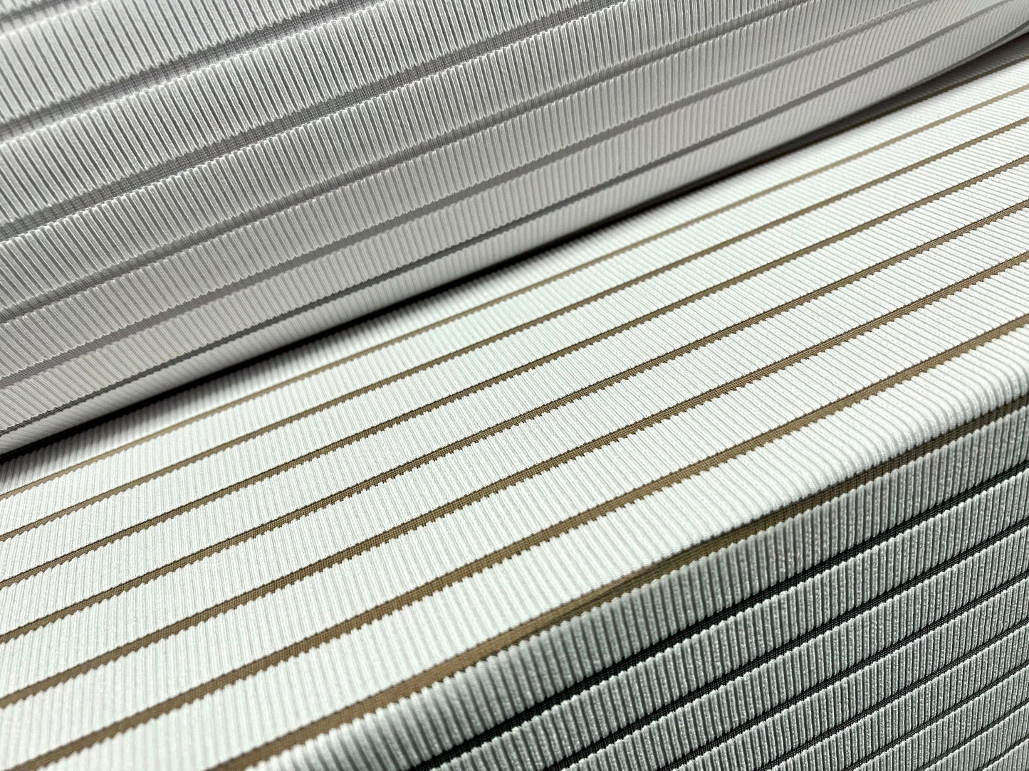 Needle-out stripe Stretch spandex ribbed jersey fabric, per metre - white