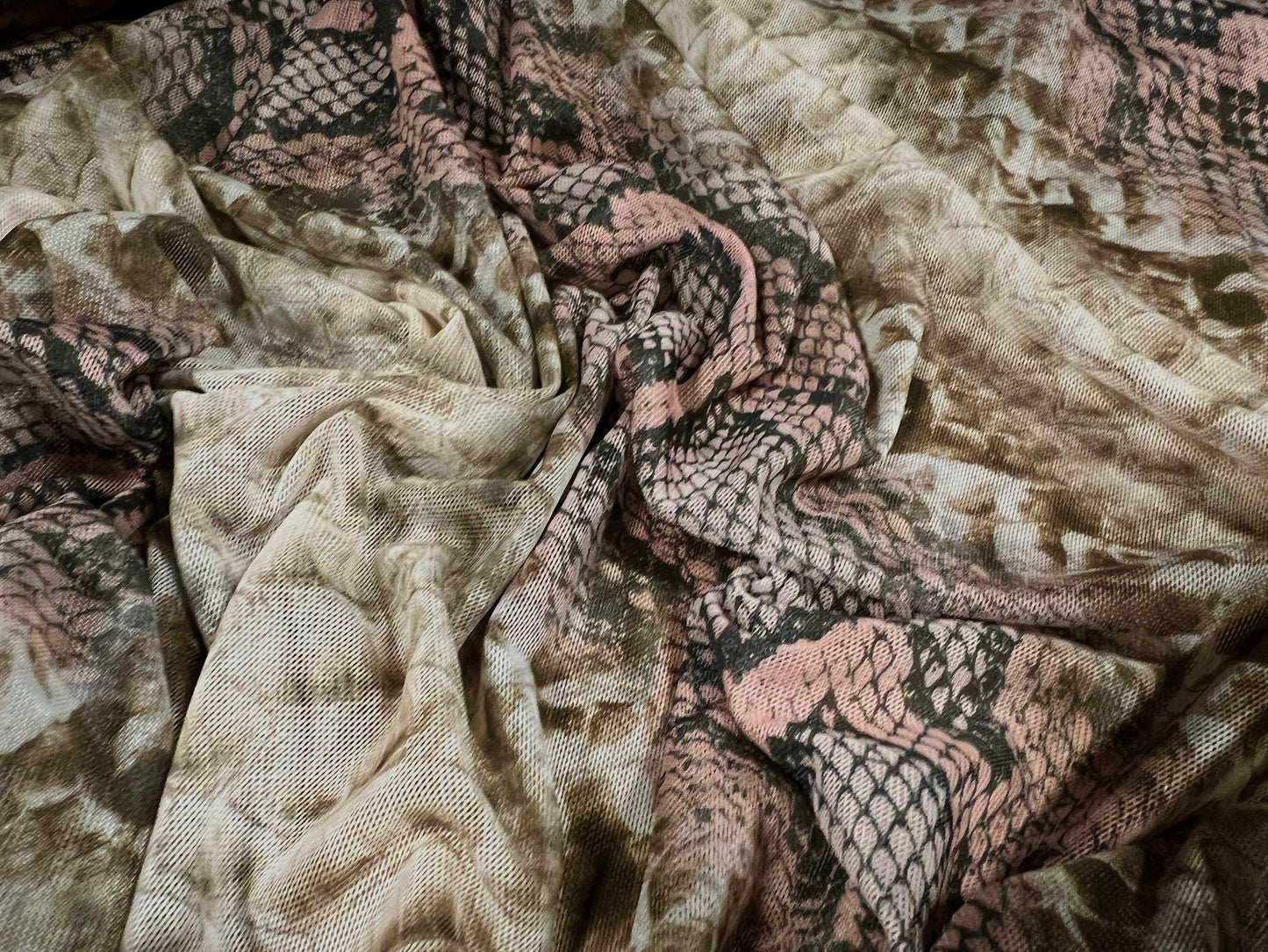 Power mesh net stretch fabric, per metre - crocodile snake fusion bias print