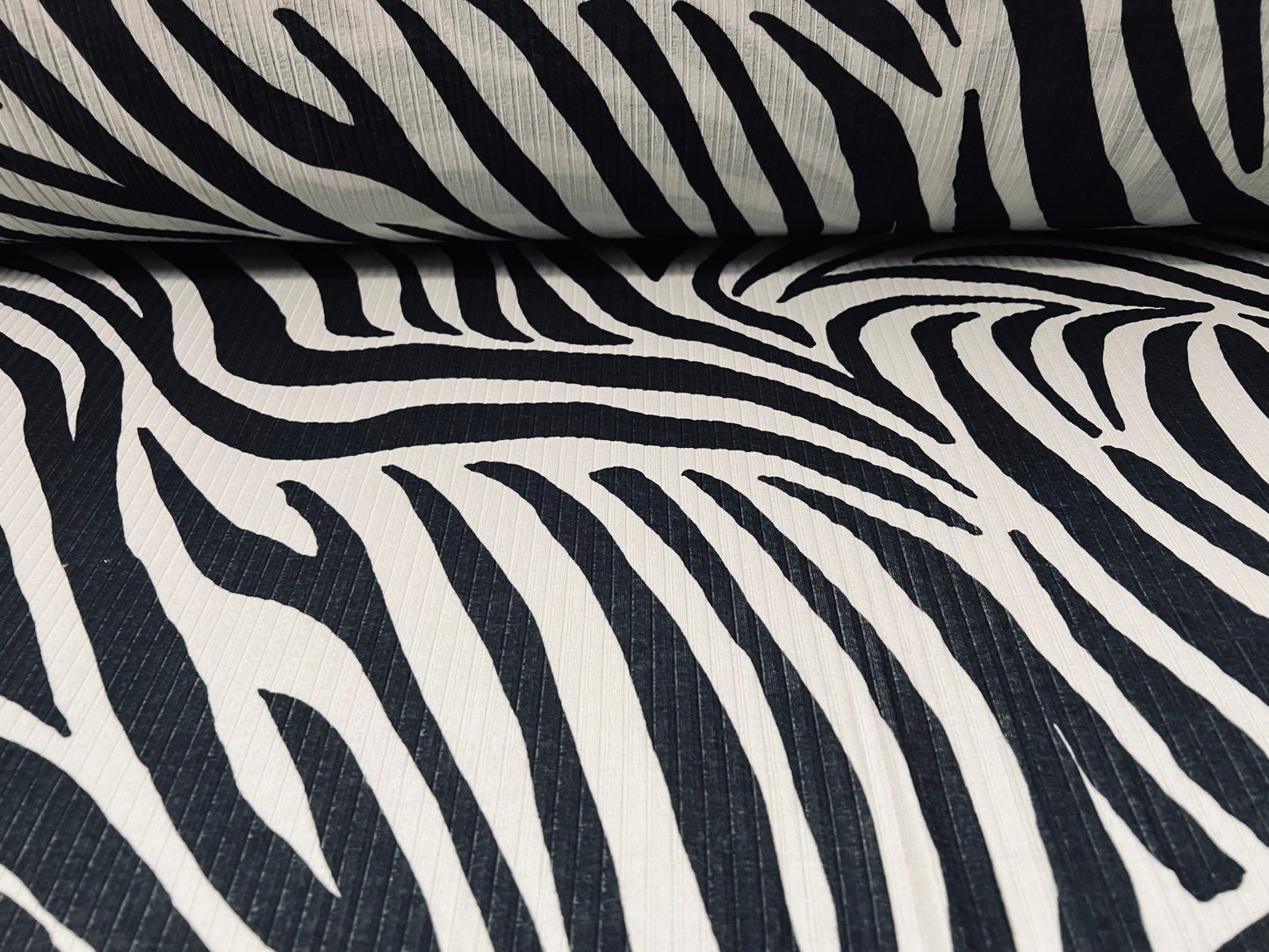 Spandex stretch rib jersey fabric, per metre - zebra animal print - black & white