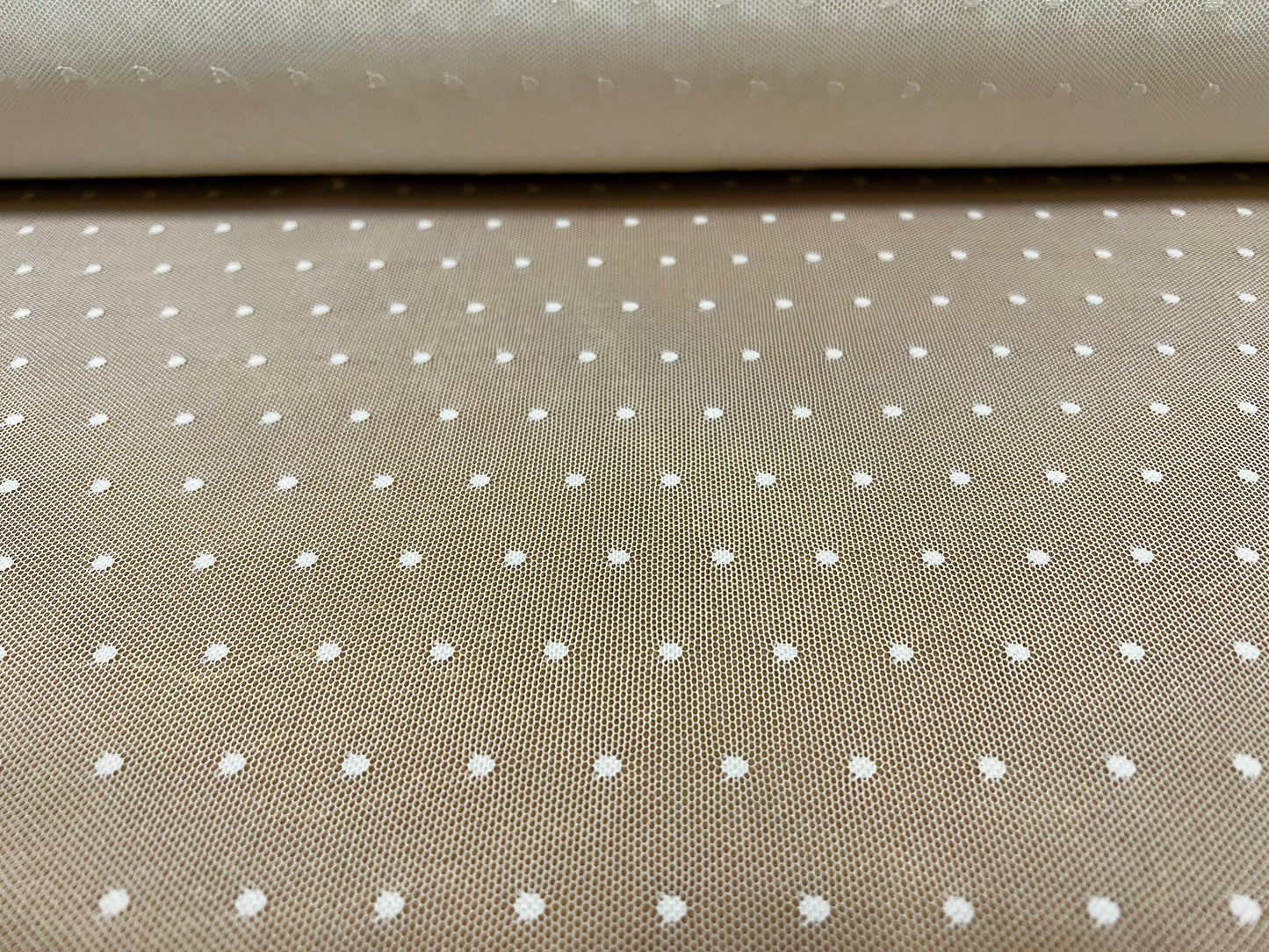 Power mesh net stretch fabric, per metre - Dobby spot jacquard - ivory