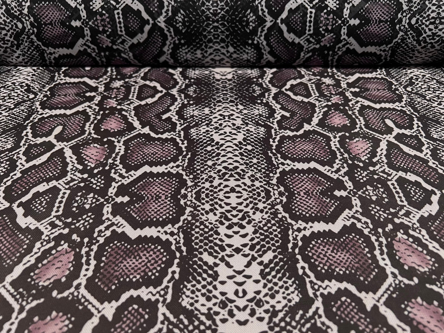Power mesh net stretch spandex fabric, per metre - snakeskin print - black & aubergine