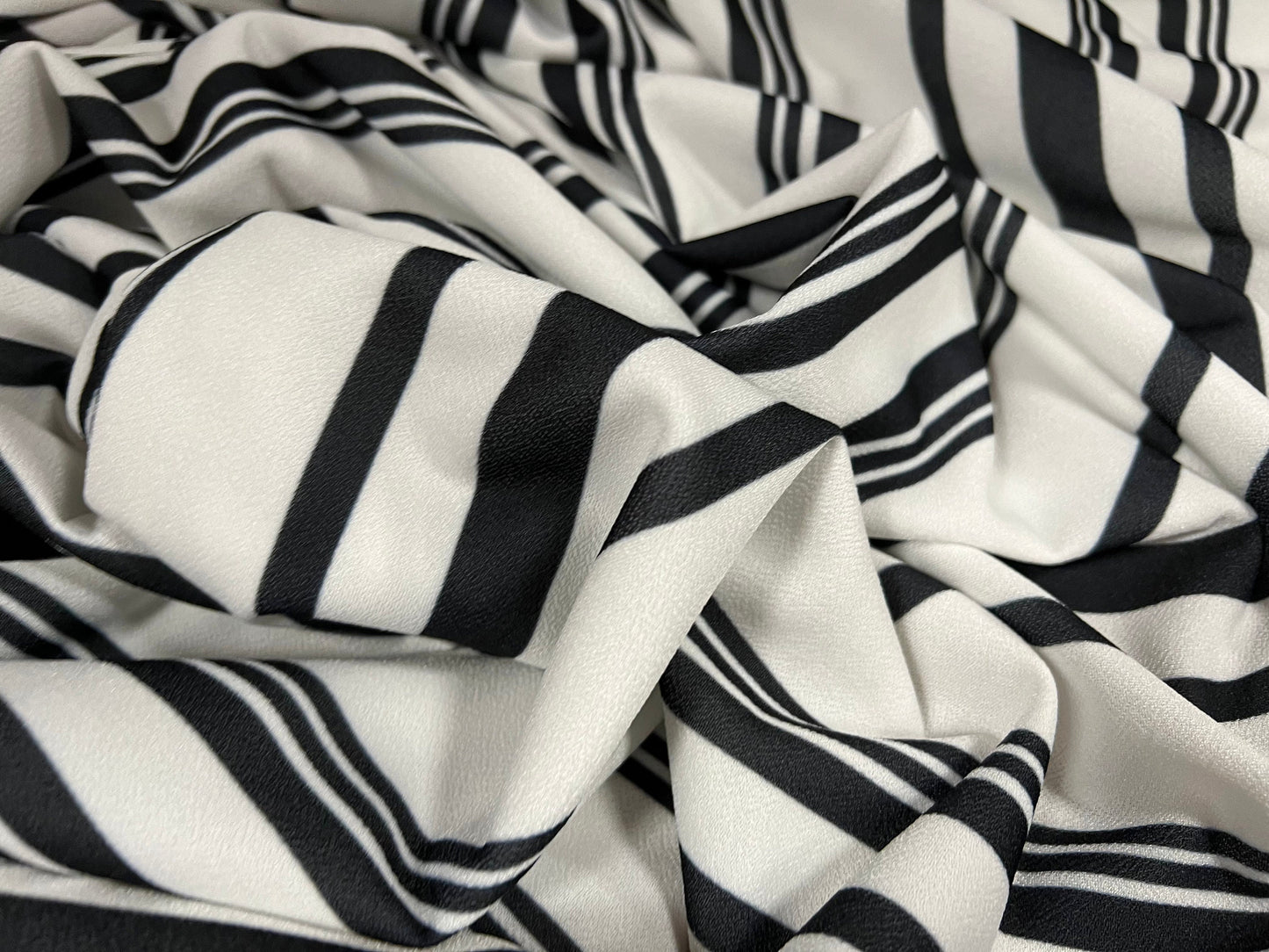 Valentino crepe spandex jersey fabric - similar to scuba - per metre - stripes print - black & white