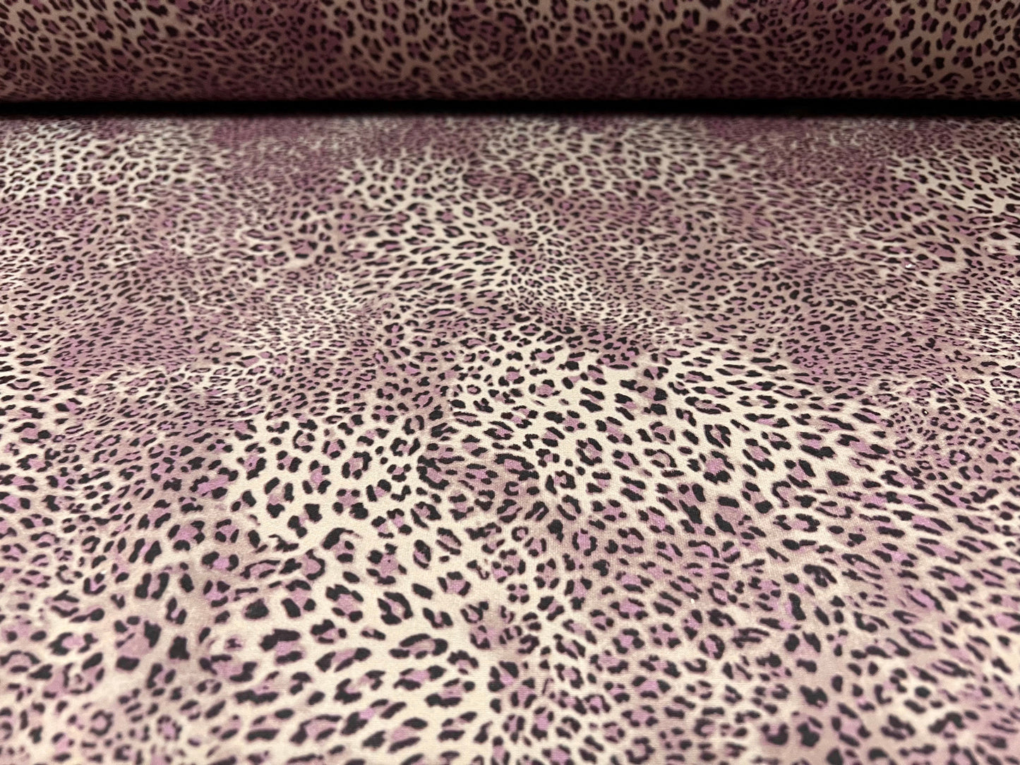 Scuba neoprene style stretch spandex double jersey fabric, per metre - small Leopardskin print - lilac