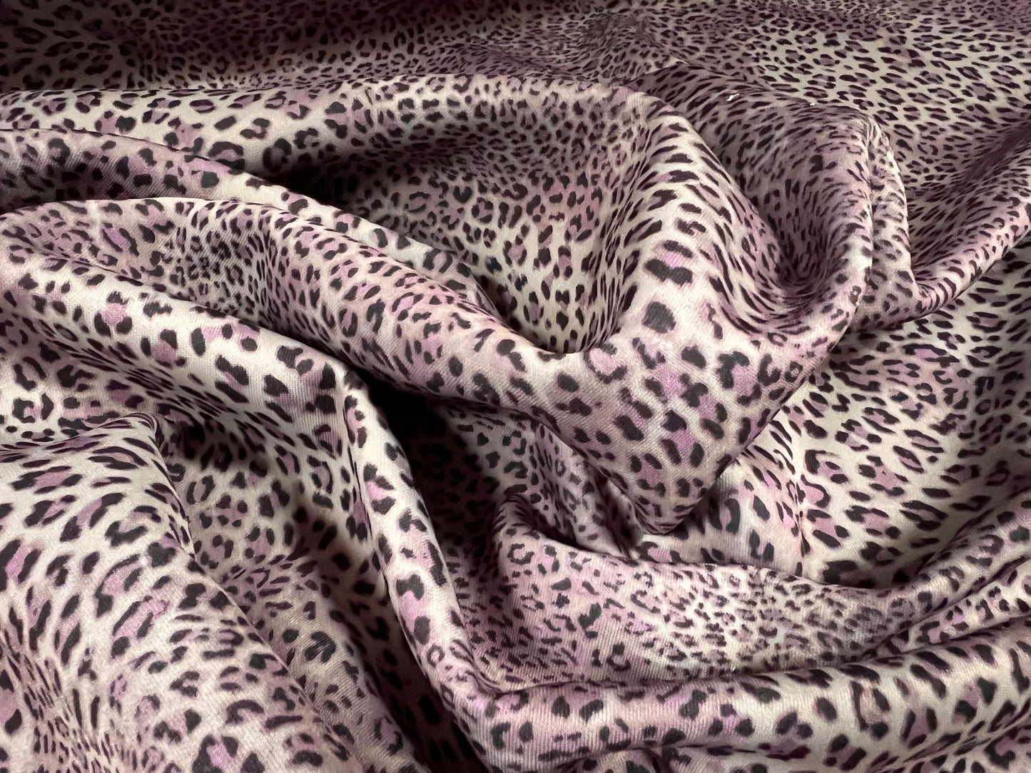 Scuba neoprene style stretch spandex double jersey fabric, per metre - small Leopardskin print - lilac