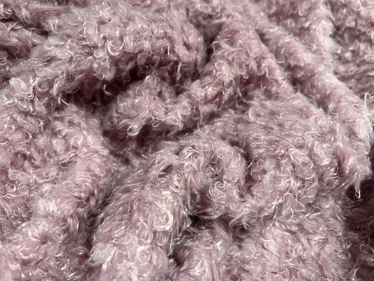 Super soft Poodle faux fur fleeceFabric, per Metre - plain - lilac