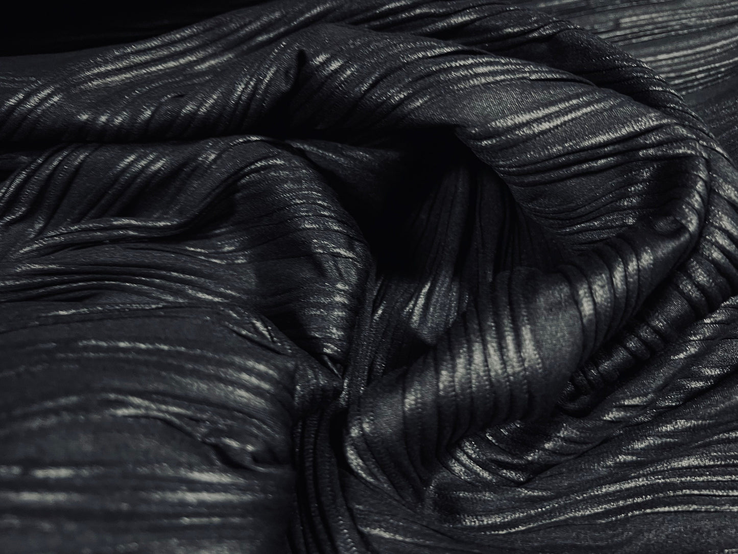 Wave jacquard stretch spandex double jersey fabric, per metre - coated - black