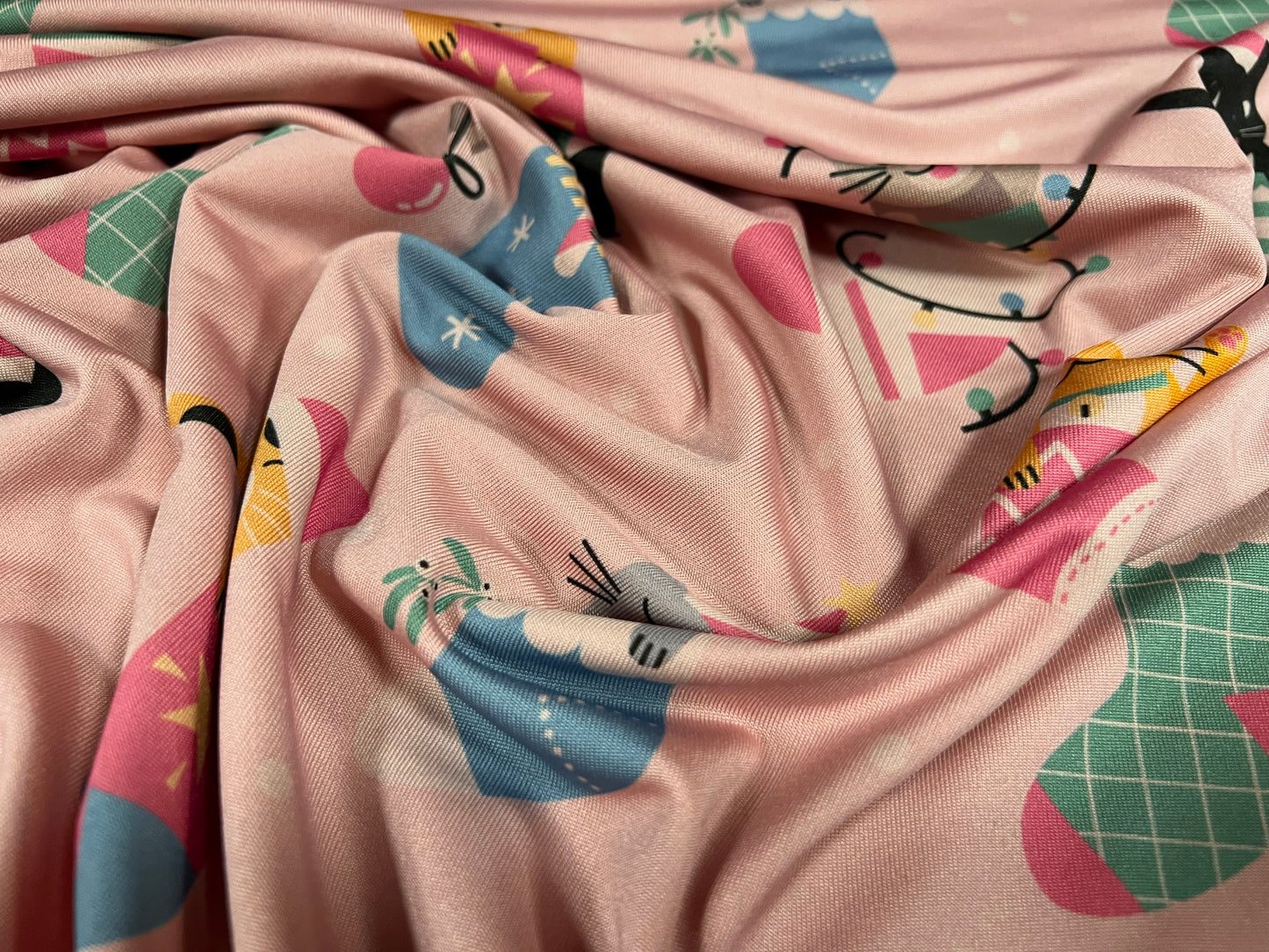 Stretch spandex single jersey fabric, per metre - Christmas kittens print - pink