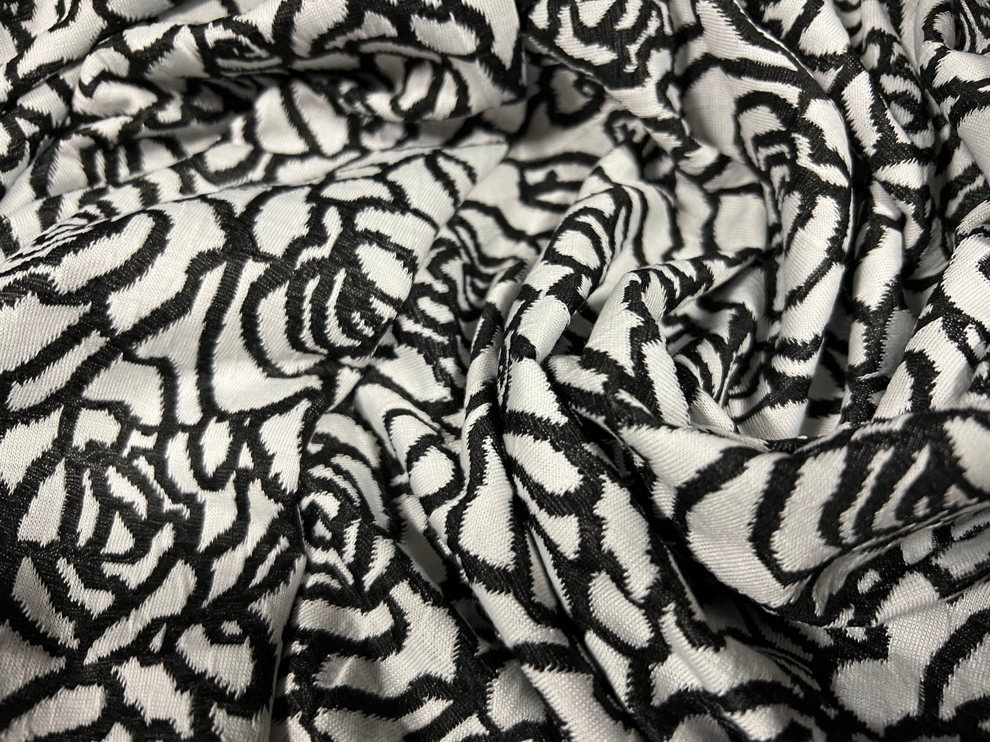 Double jersey knitwear dress fabric, per metre - rose line art jacquard - black and white