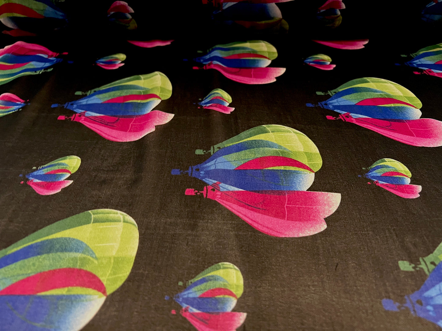 Printed chiffon woven dress blouse fabric, per metre - hot air balloons - black