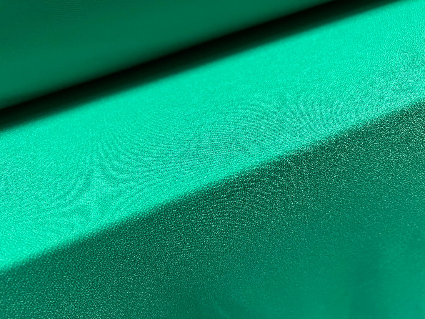 Valentino crepe stretch spandex jersey fabric - similar to scuba - per metre - plain - jade green