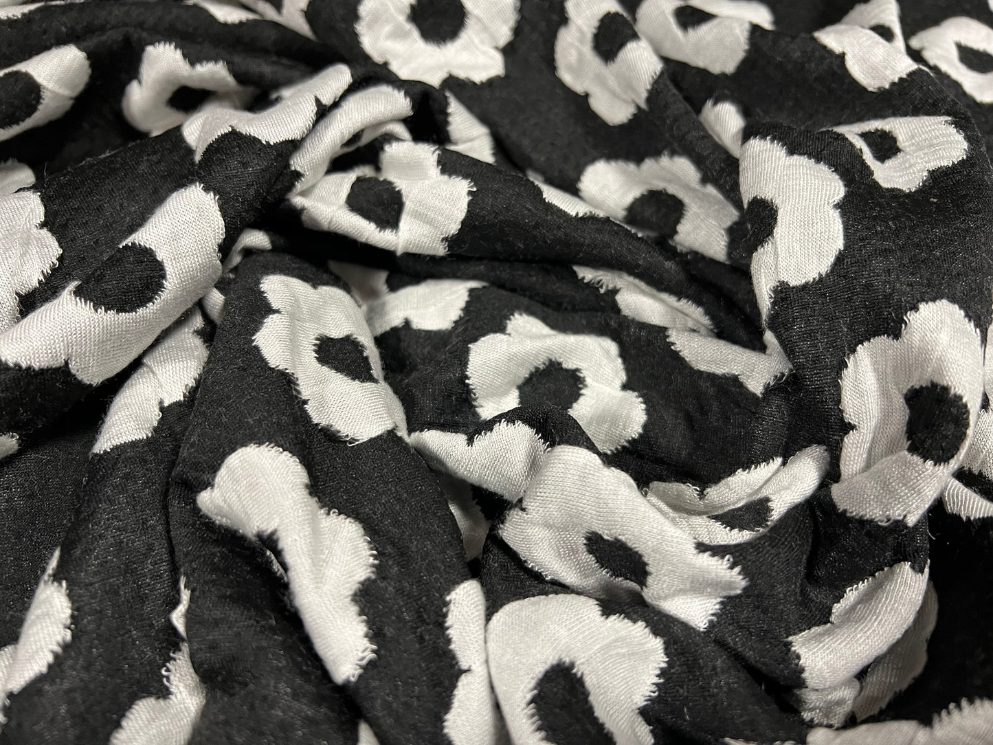 Double jersey spandex knitwear dress fabric, per metre - daisy flower jacquard - black and white