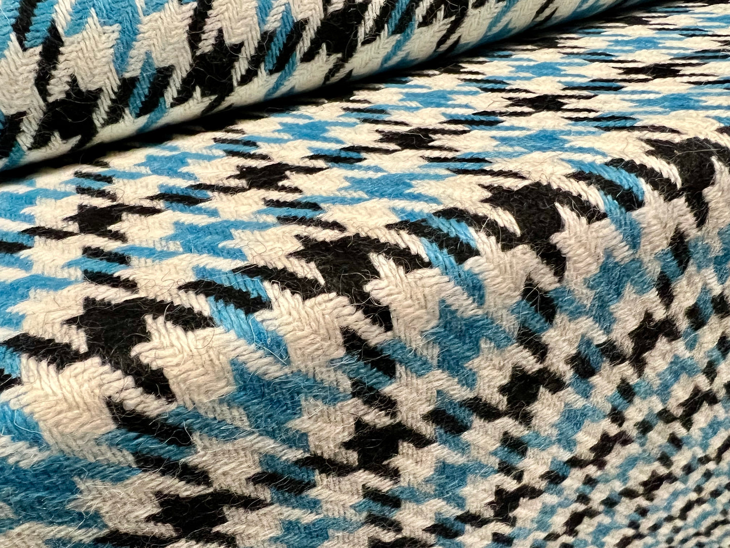 Wool bouclé heavyweight coat jacket fabric, per metre - houndstooth jacquard - turquoise black & white