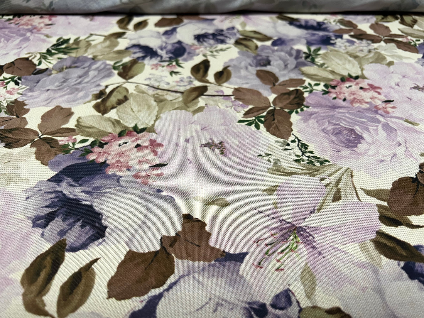 Power mesh net stretch spandex fabric, per metre - rose flower print - lilac